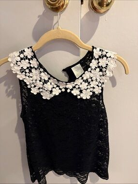 Black Lace Women's Top with White Floral Collar